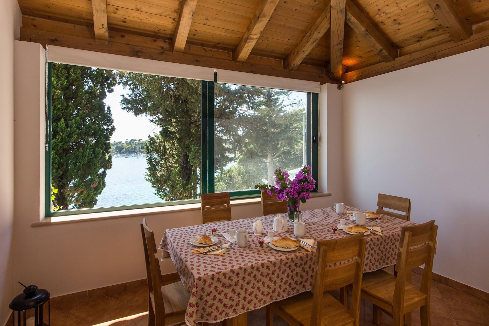 מליני Apartments Villa Mirjana מראה חיצוני תמונה