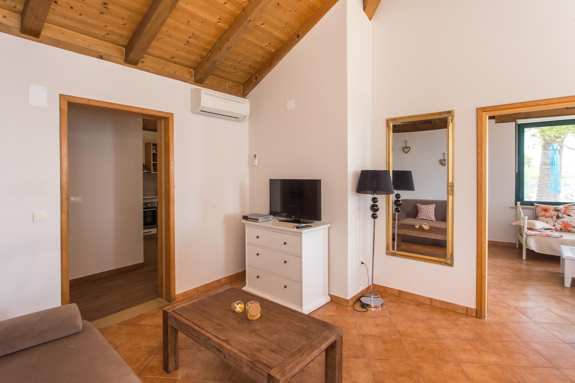 מליני Apartments Villa Mirjana מראה חיצוני תמונה